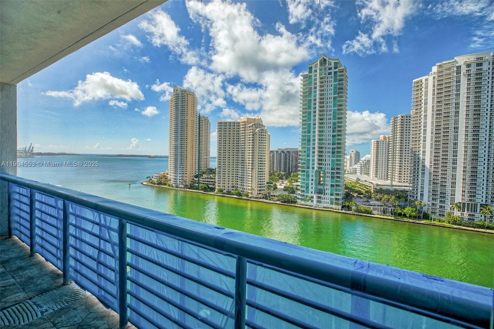 One Miami Unit 1717 condo rented at 325 S Biscayne Blvd # 1717, Miami FL 33131