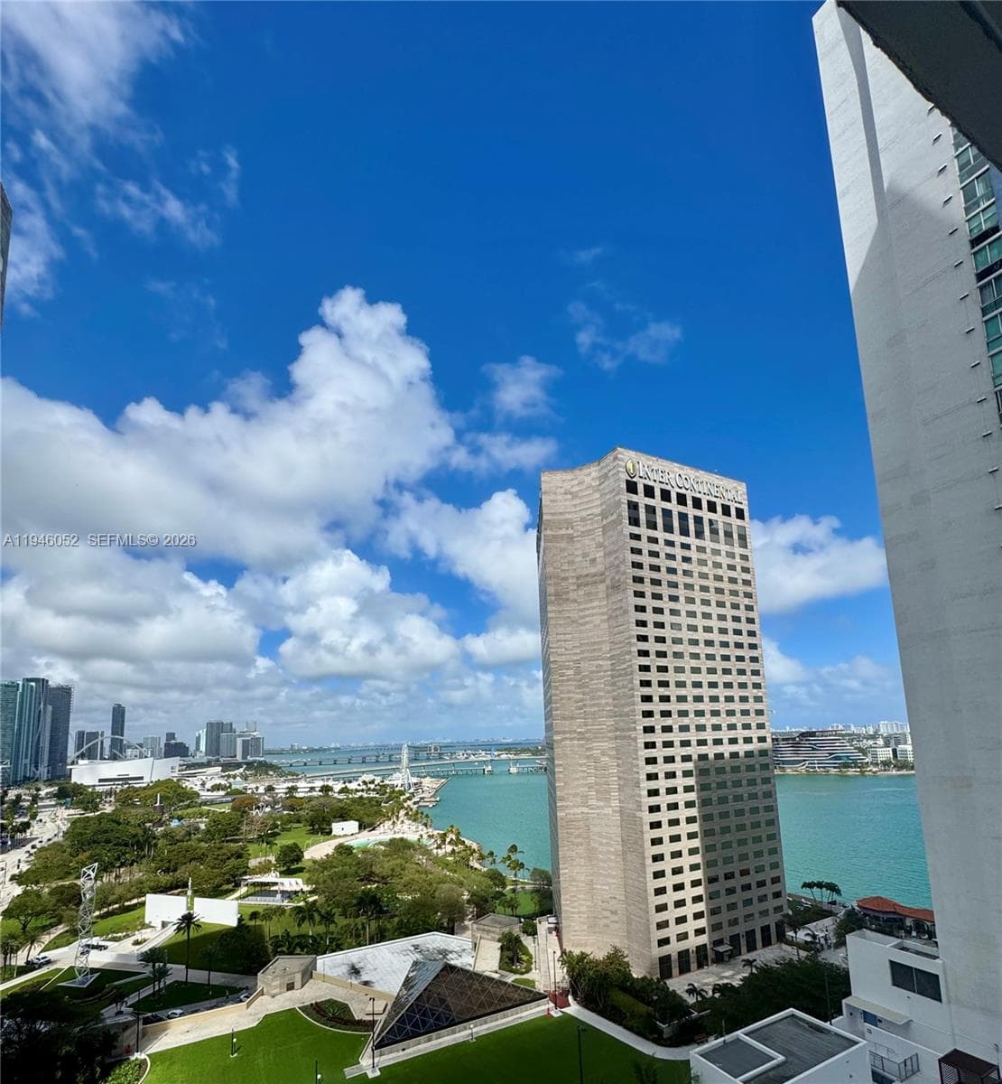 One Miami Unit 2120 condo rented at 325 S Biscayne Blvd # 2120, Miami FL 33131