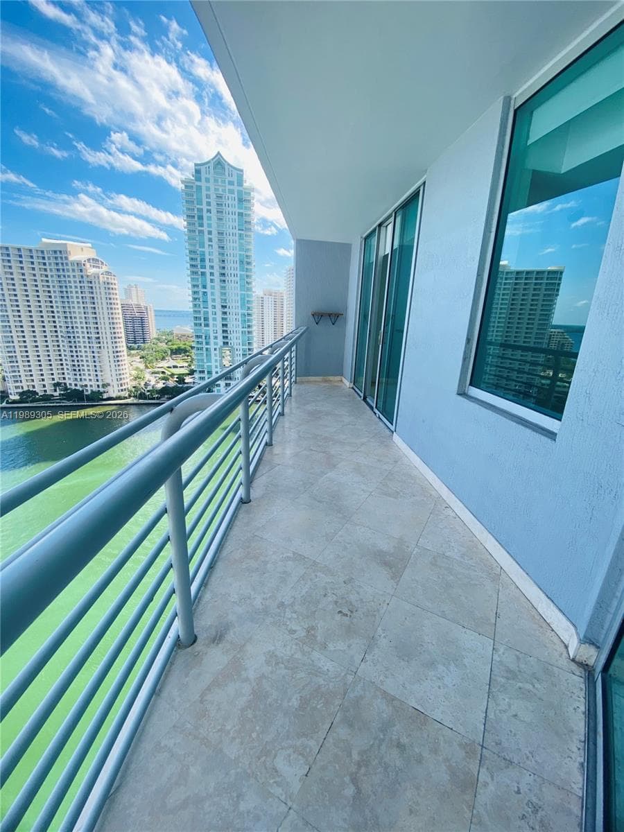 One Miami Unit 2126 condo rented at 325 S Biscayne Blvd # 2126, Miami FL 33131